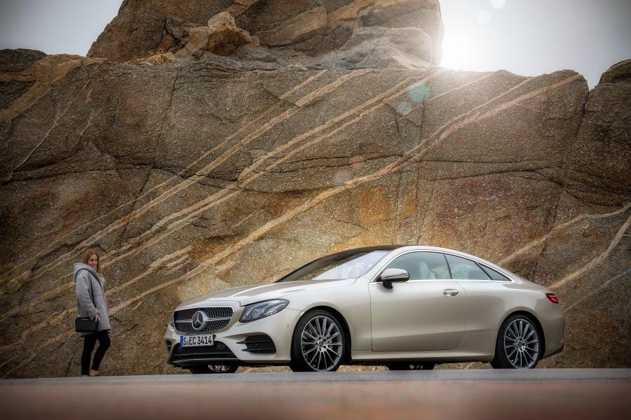 Mercedes-Benz E300 AMG Line Coupe 2017 года  (WW) (фото 20 из 20)
